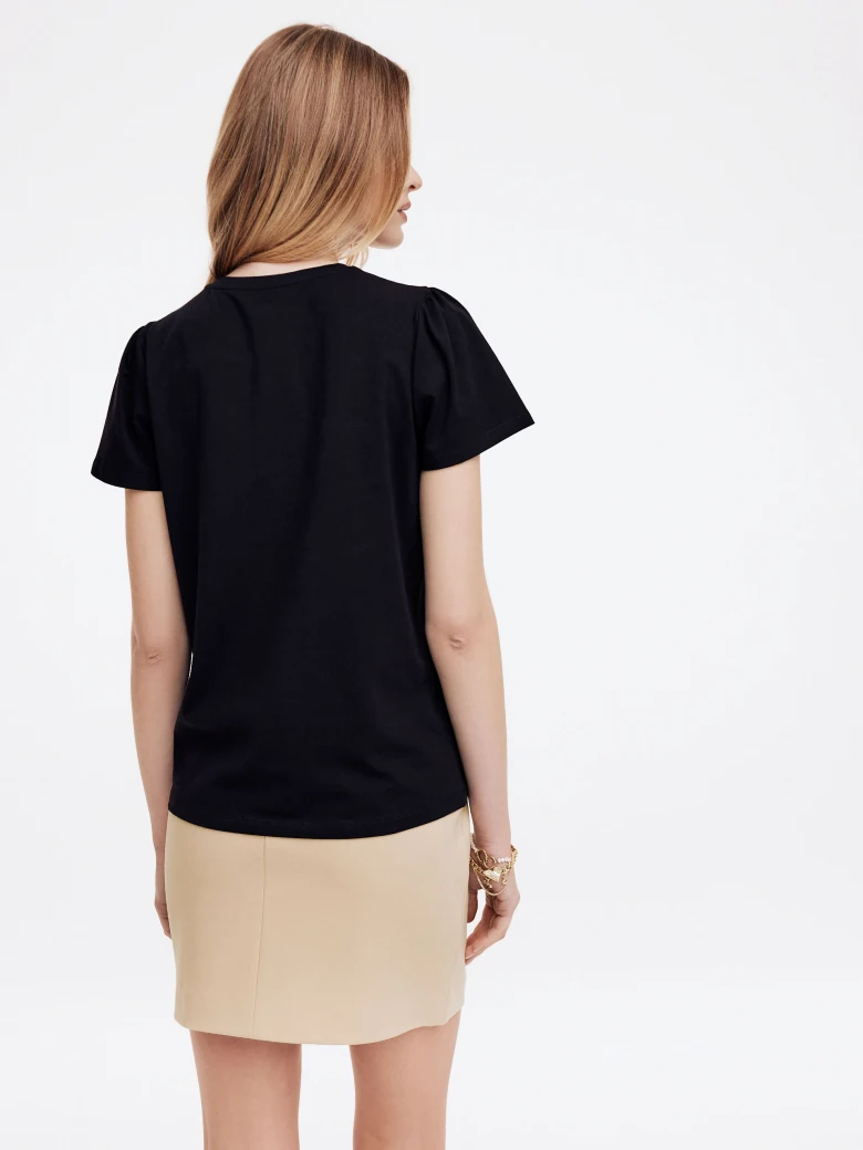 Black blouse with bow and short sleeves