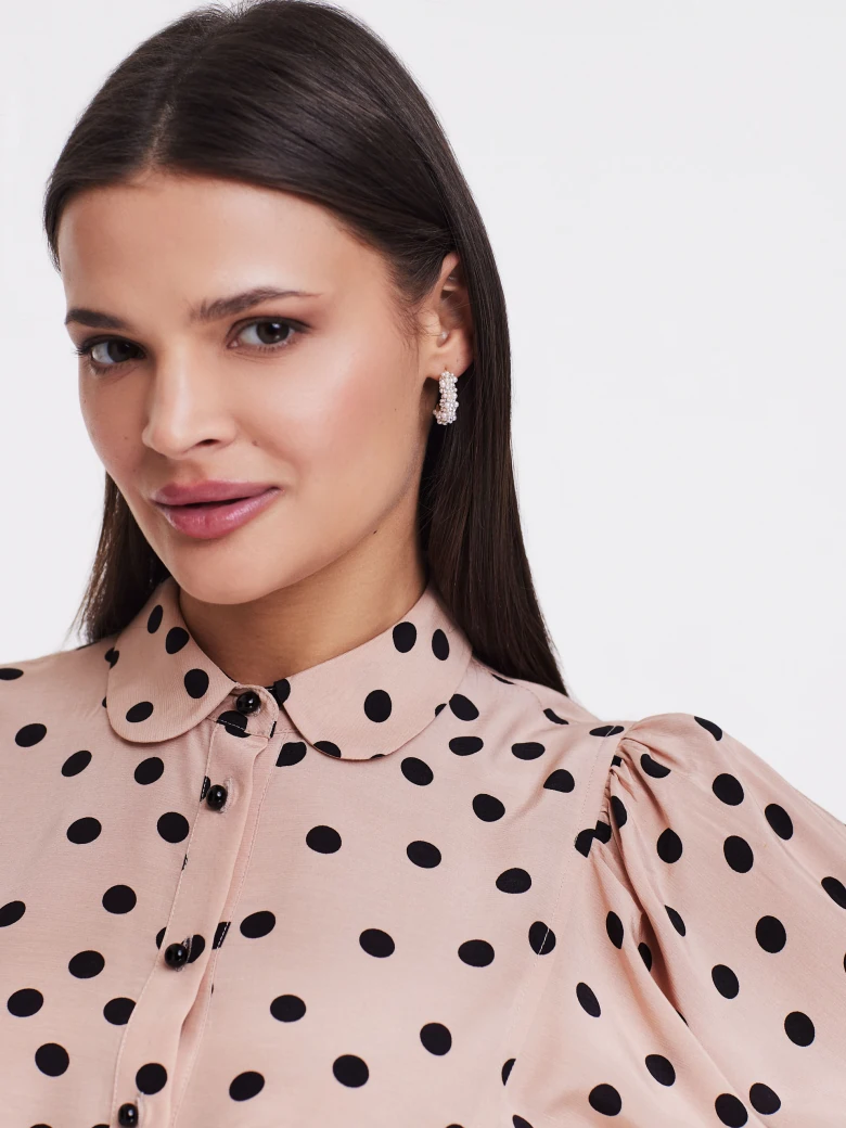 Powder pink shirt with black peas