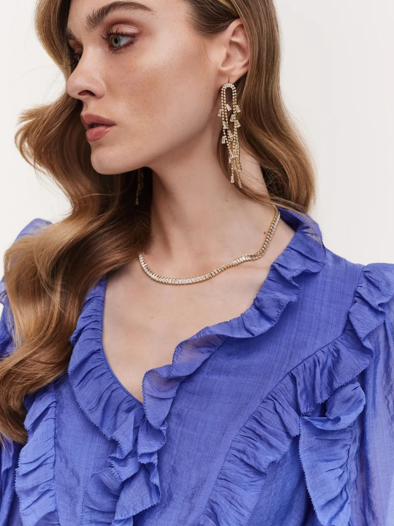 Short cornflower dress with ruffles and jabot