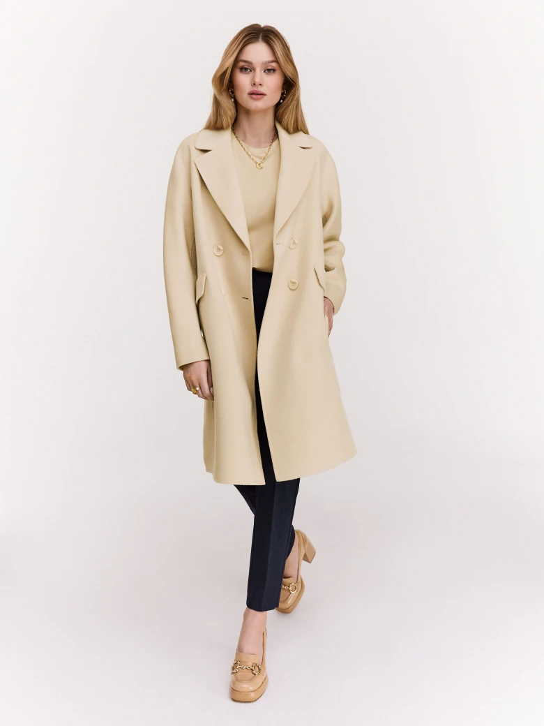 Wool cream coat with a classic cut