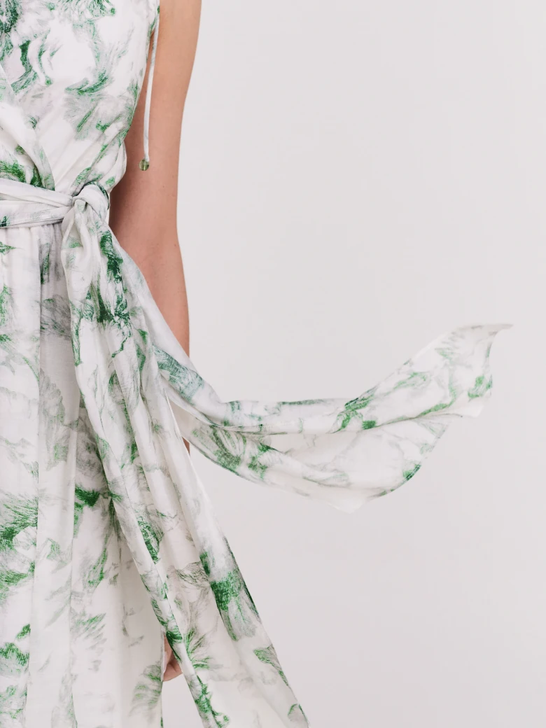 Sukienka maxi w kwiaty
