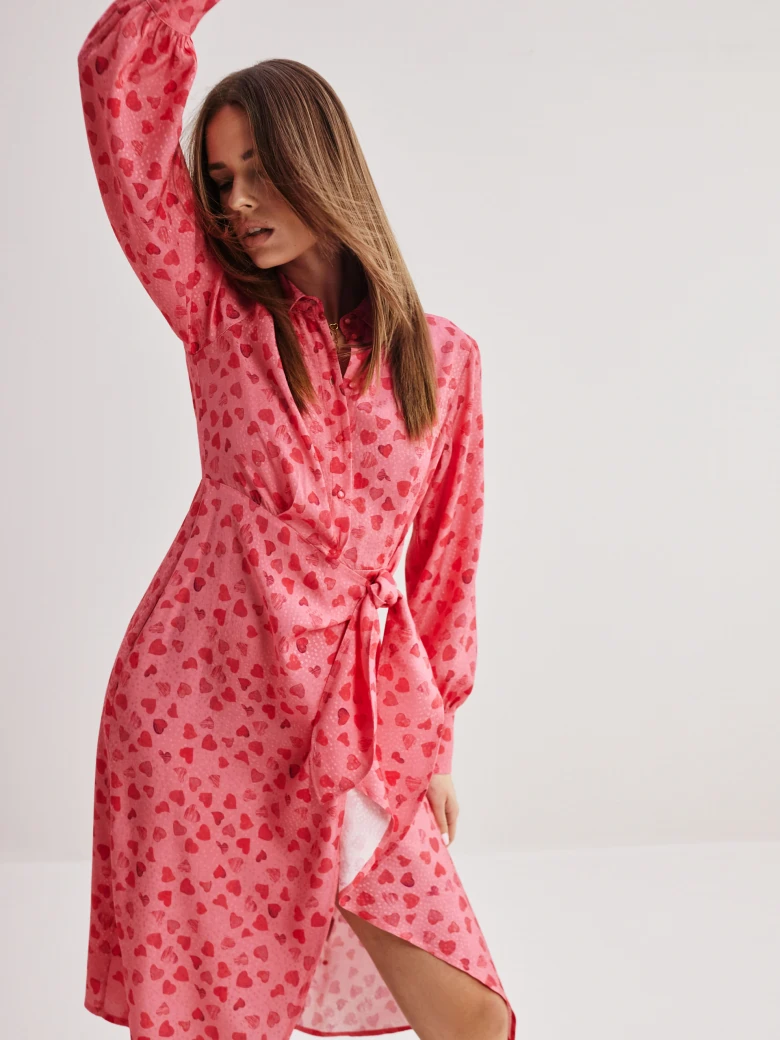 Airy pink dress with tiny hearts