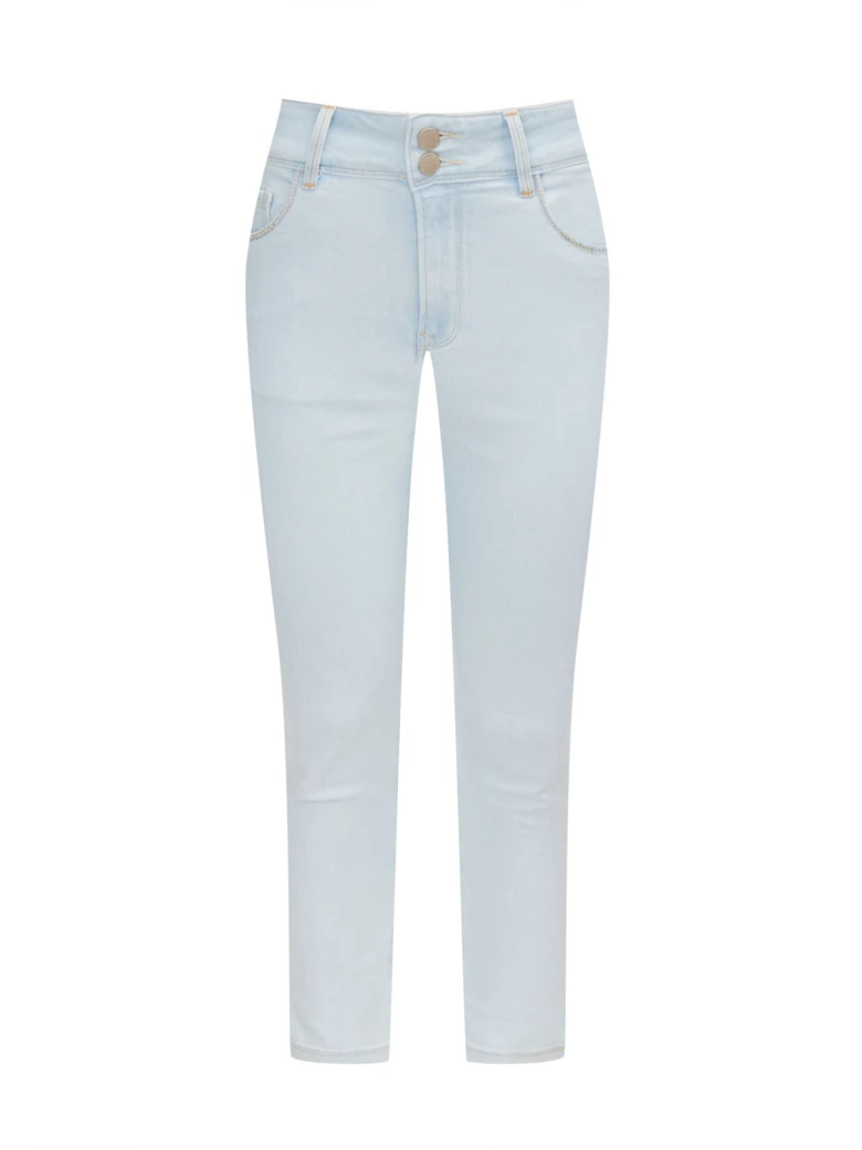 Fitting light pants