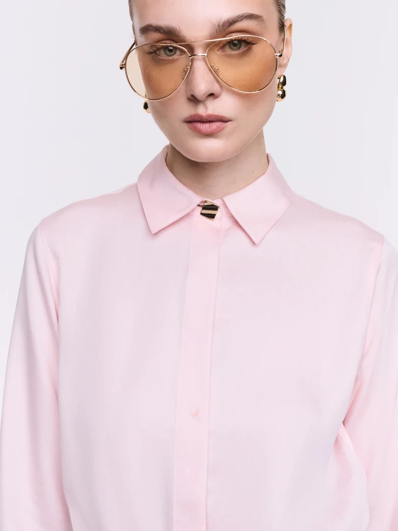 Powder pink elegant viscose shirt