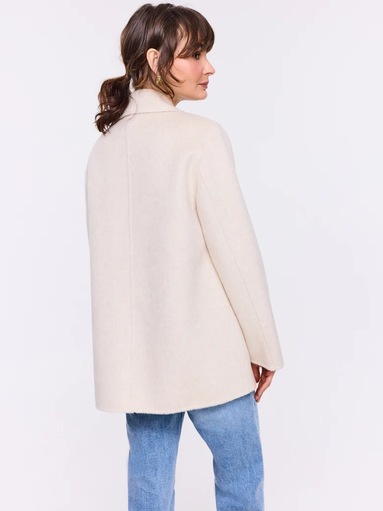 Beige wool coat with silk and cashmere blend