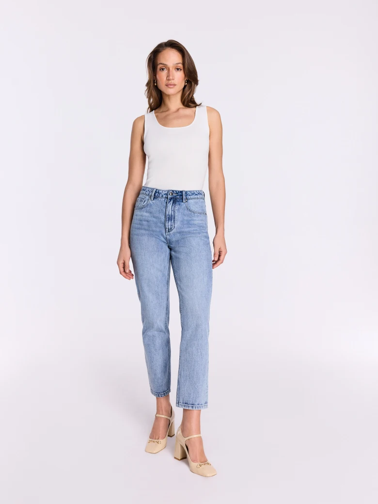 Spodnie jeansowe z wysokim stanem mom jeans