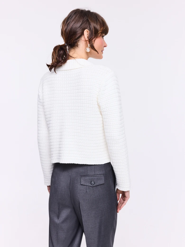 Knitted sweater with decorative buttons and collar