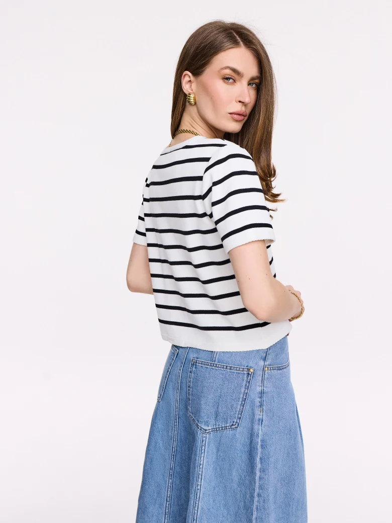 Short-sleeved striped sweater