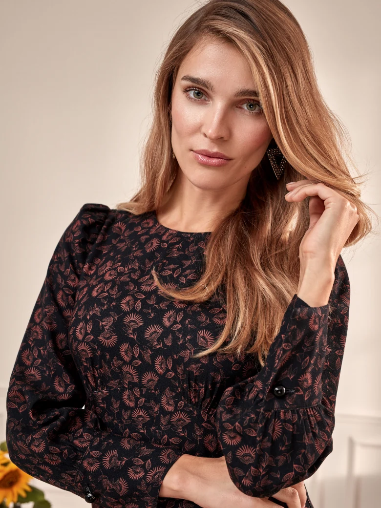 FLARED DRESS IN FINE PRINT