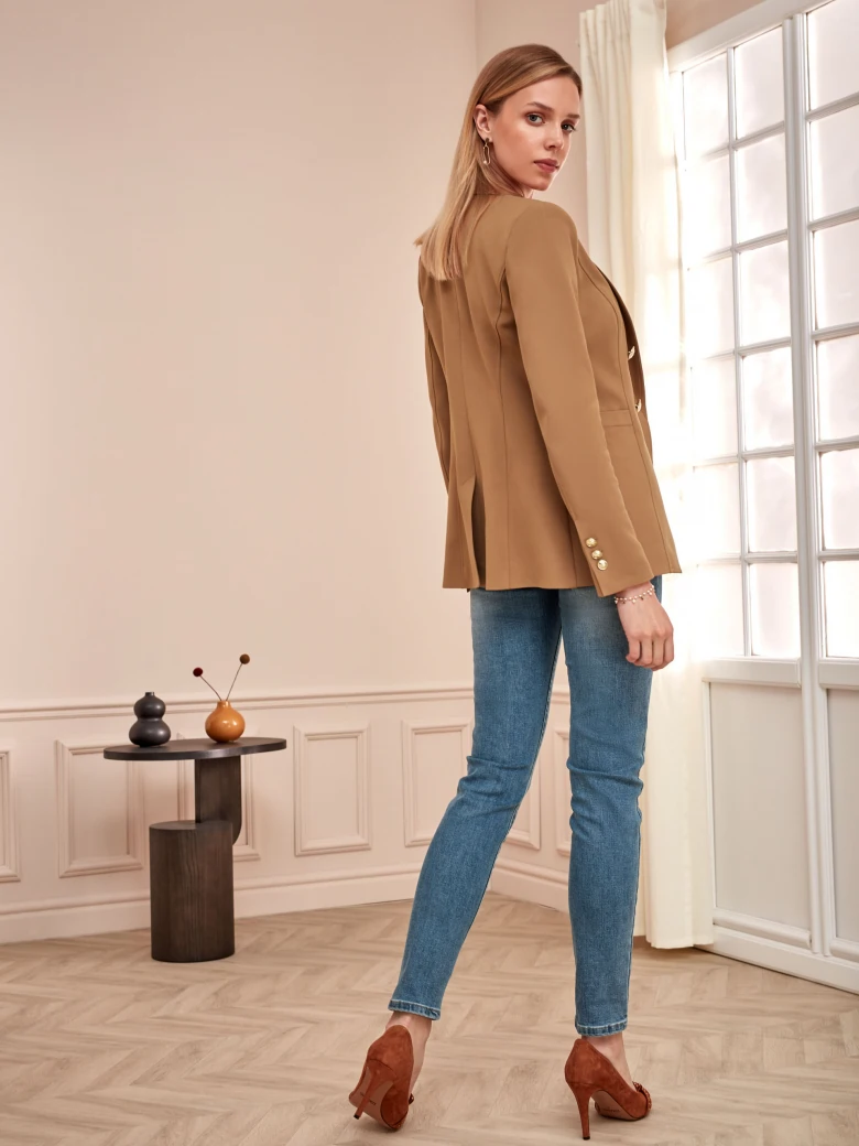 CARAMEL BUTTON-DOWN JACKET