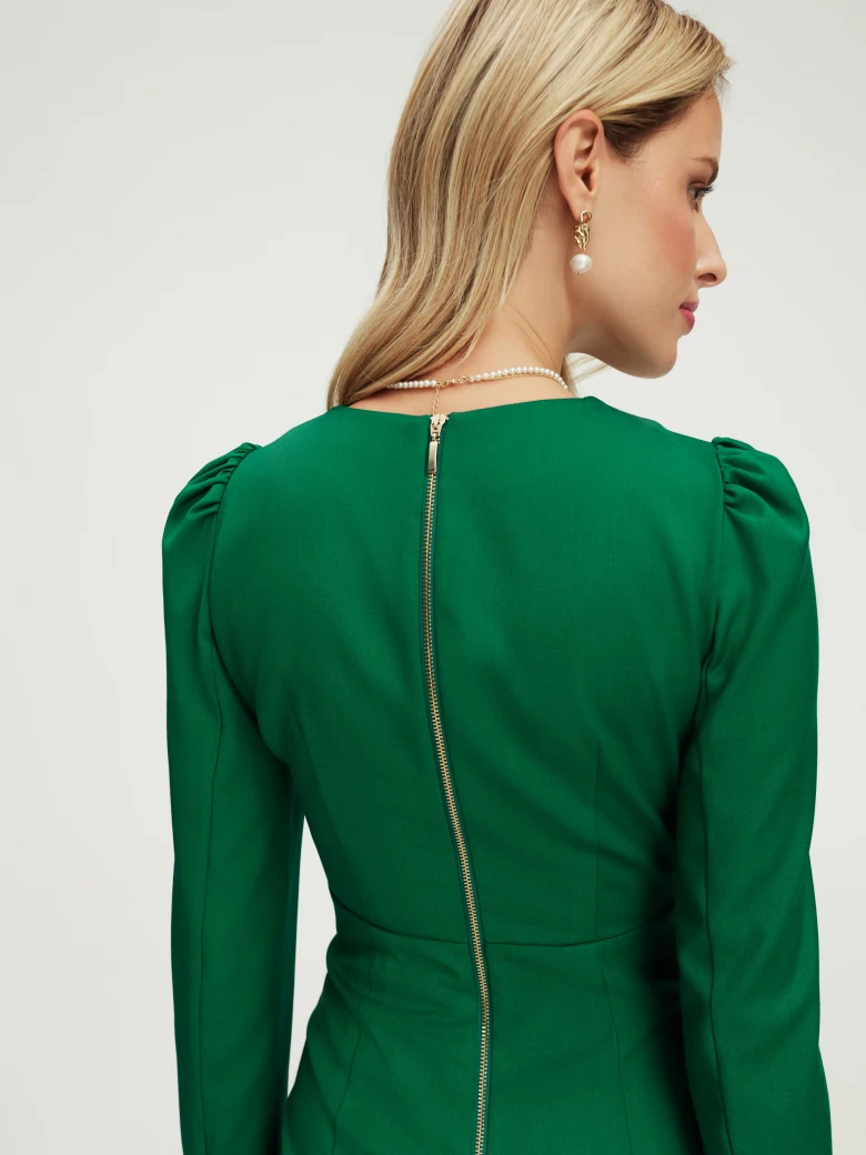 Green long sleeve dress