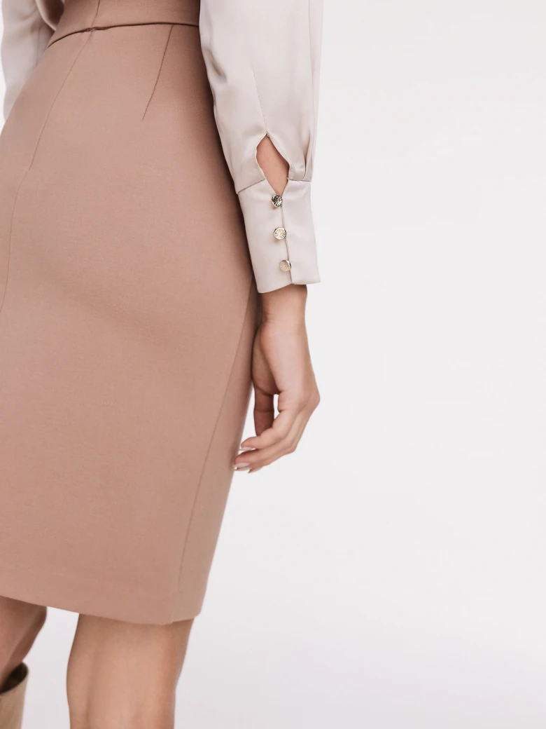Elegant powder pink viscose blouse