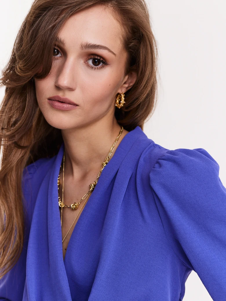 Cornflower short dress with envelope neckline