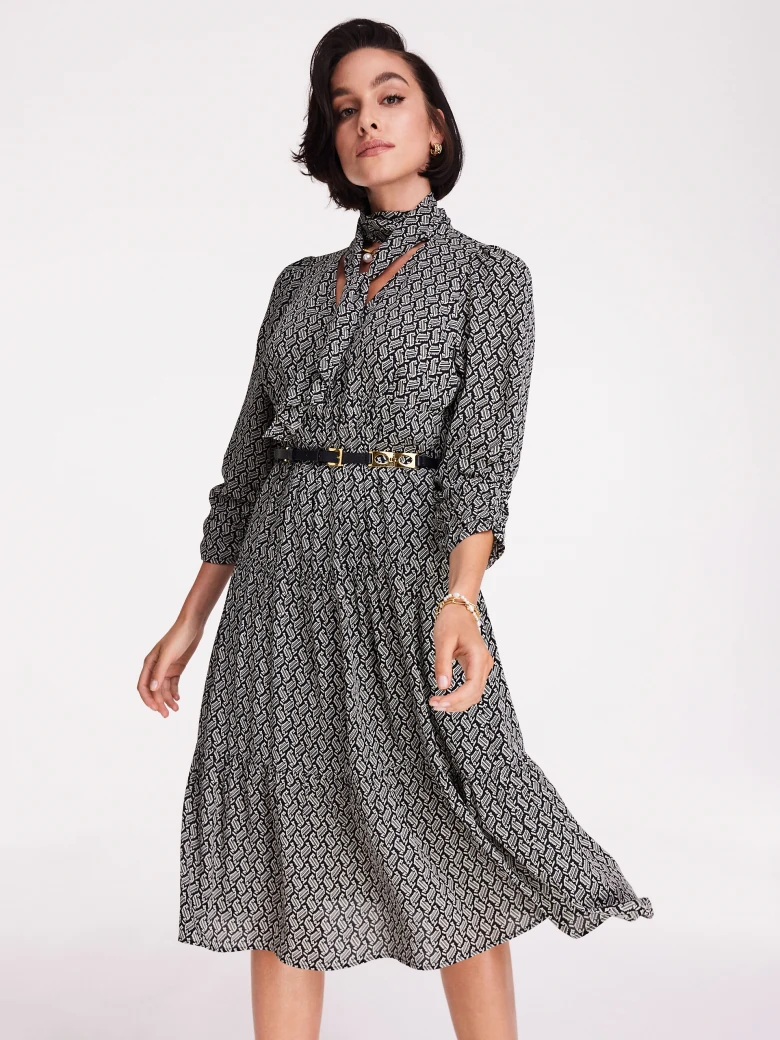 Viscose dress with tied neckline