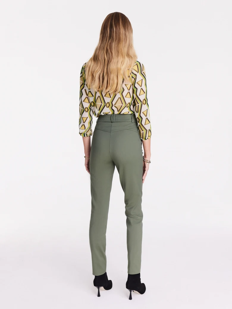 High-waisted pants in olive green shade
