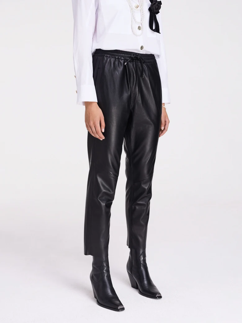 Leather black high-waisted pants