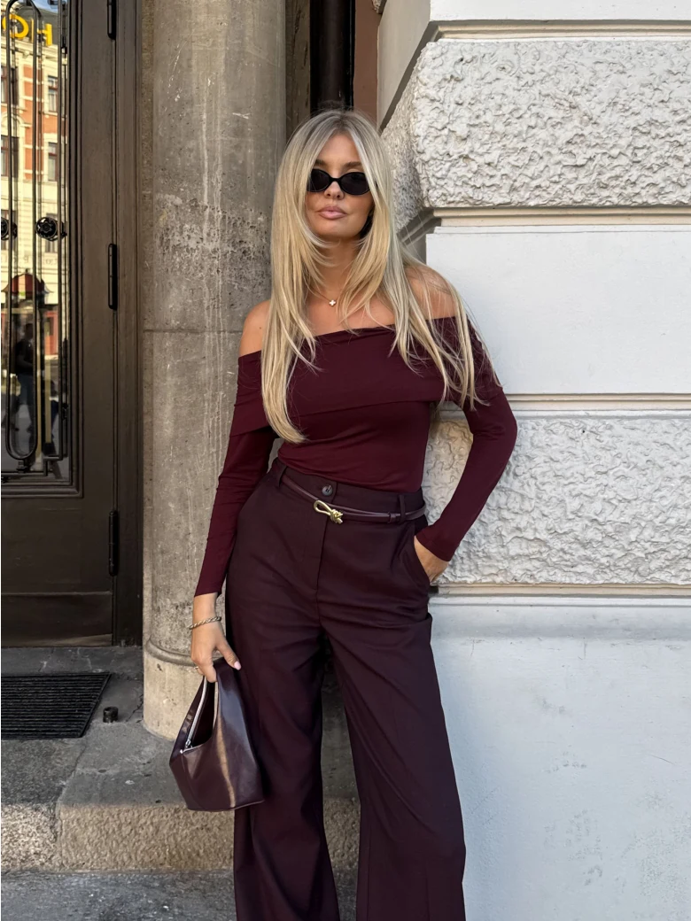 Burgundy blouse with a Spanish neckline