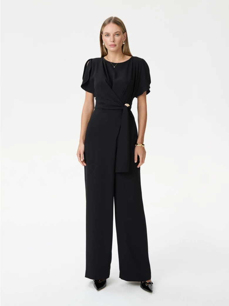 Elegant black jumpsuit with wide legs