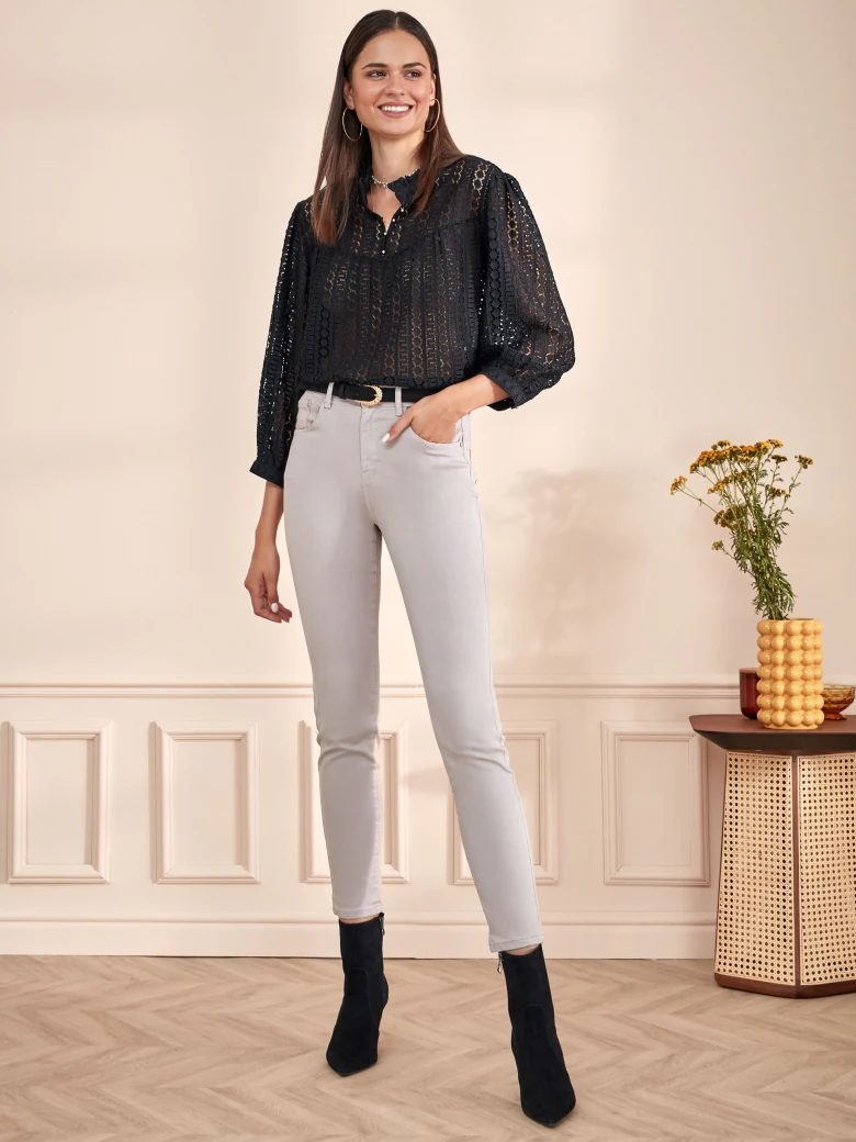 BLACK LACE BLOUSE