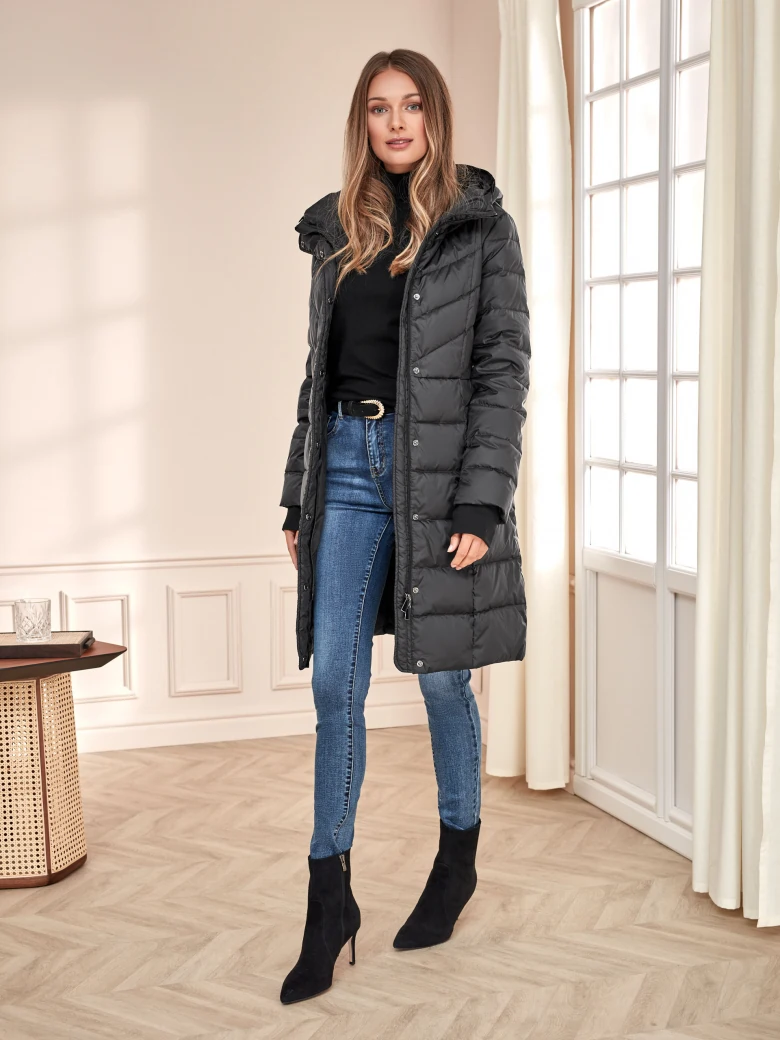 DOWN HOODED COAT