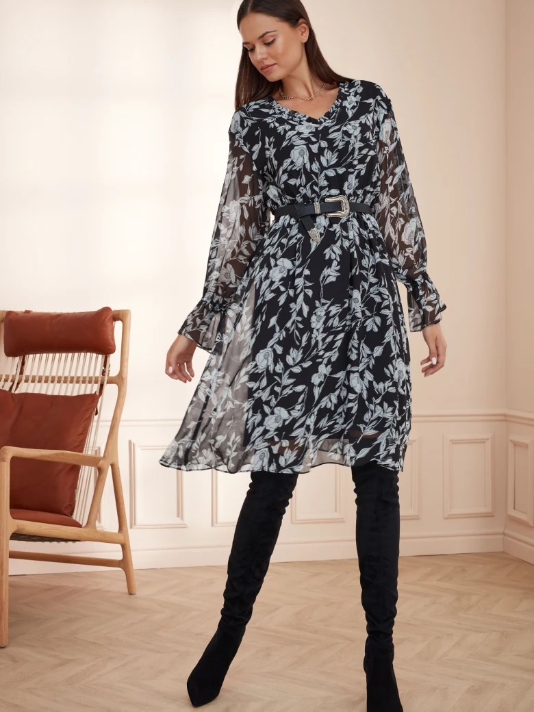 PATTERNED DRESS WITH SWEETHEART NECKLINE