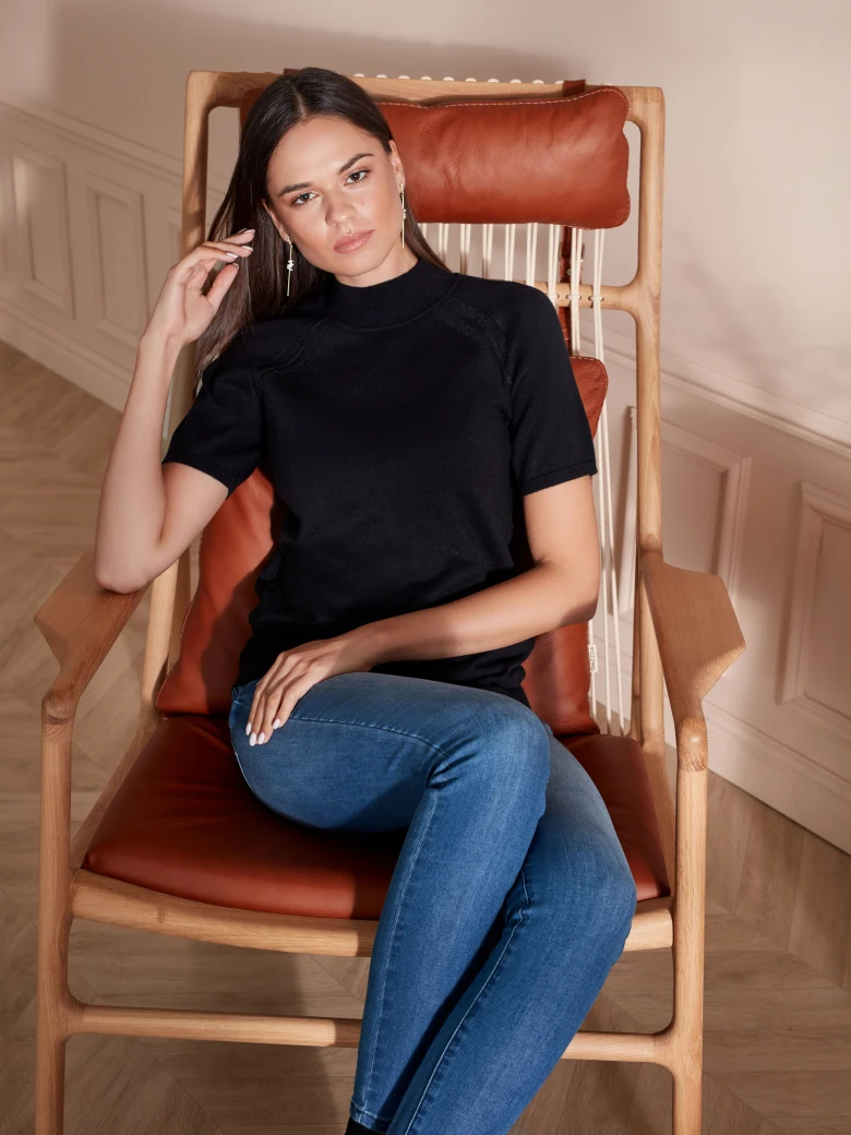 SHORT SLEEVE SWEATER