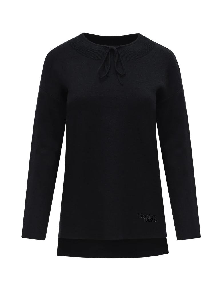 Knitted sweatshirt in black