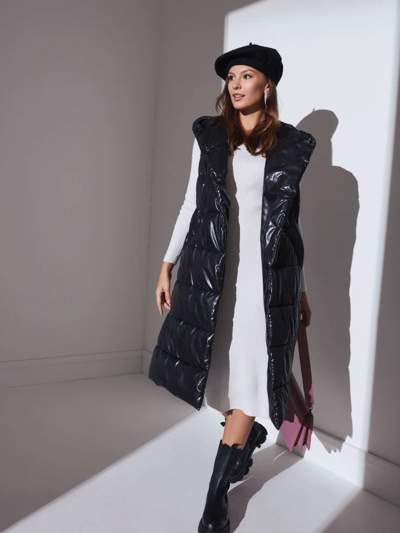 BLACK VEST WITH HOOD