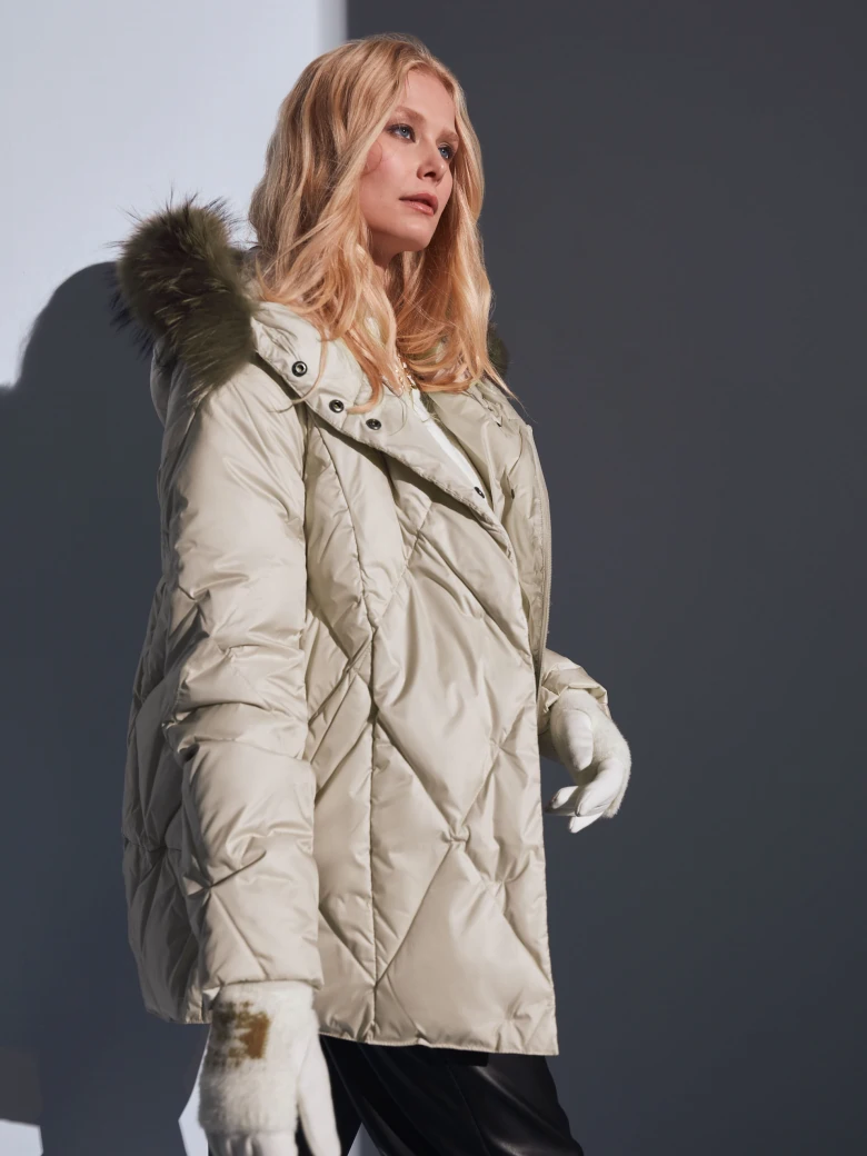 BEIGE DOWN JACKET