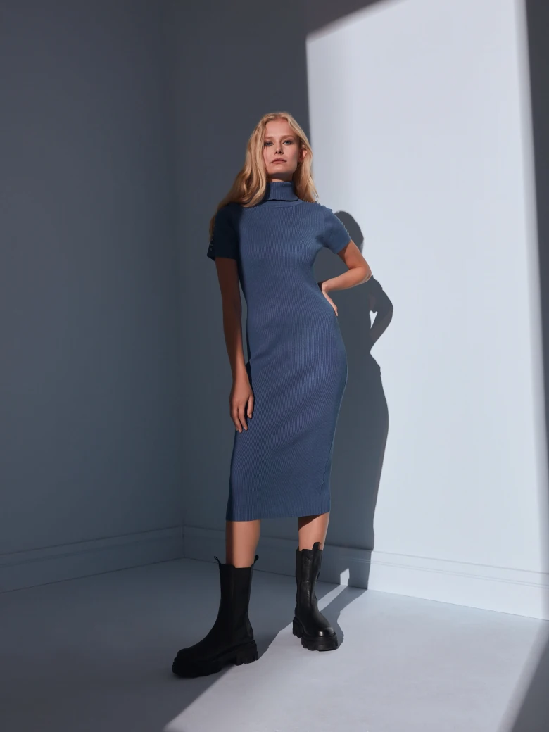 TURTLENECK DRESS