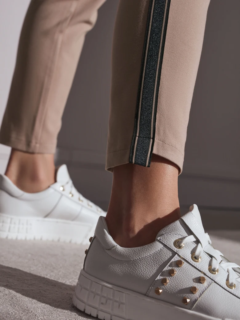 BEIGE SWEATPANTS