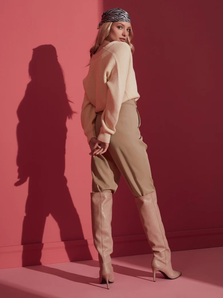 WOOLEN BEIGE SWEATER
