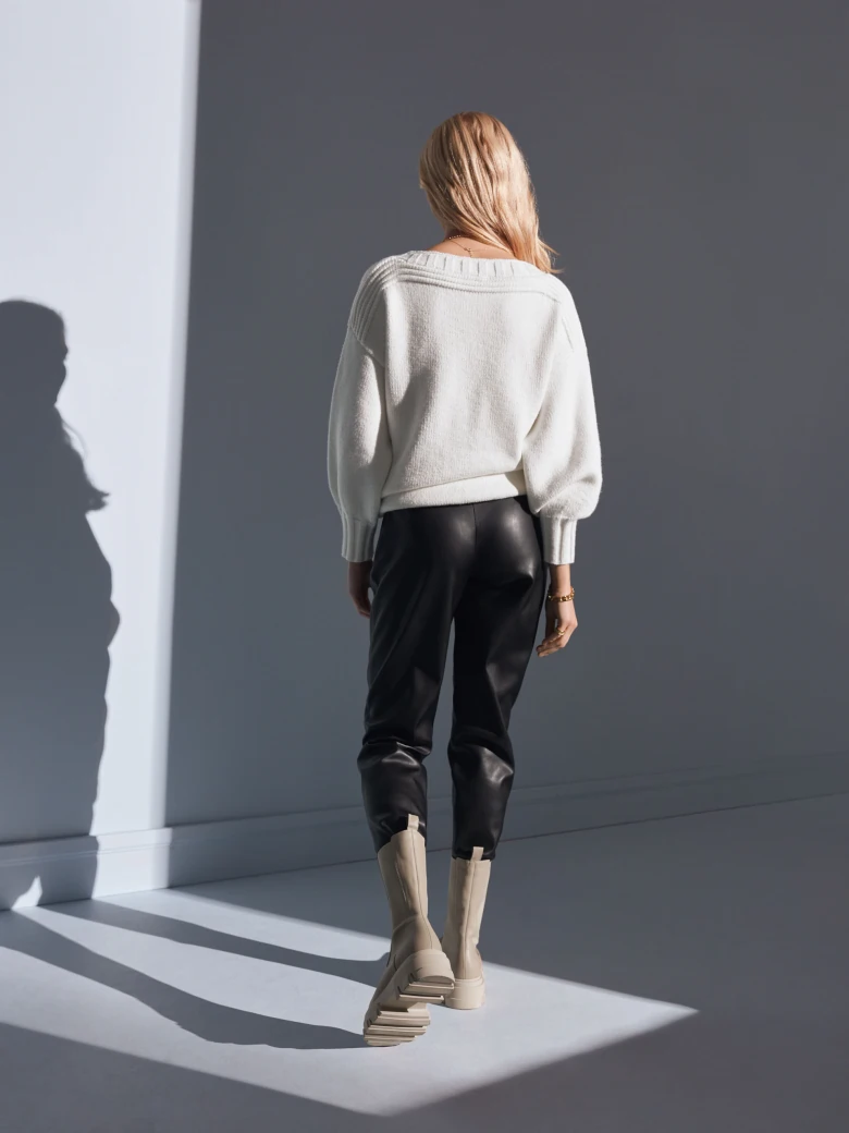 OVERSIZE SWEATER IN ECRU COLOR