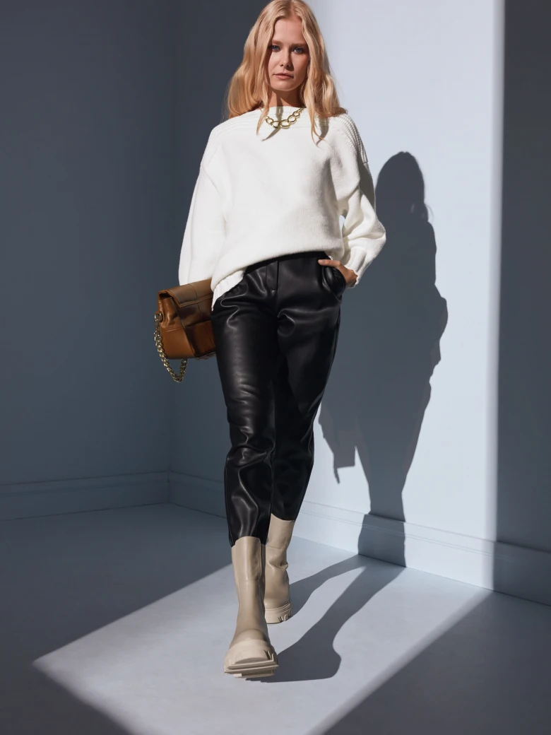 OVERSIZE SWEATER IN ECRU COLOR
