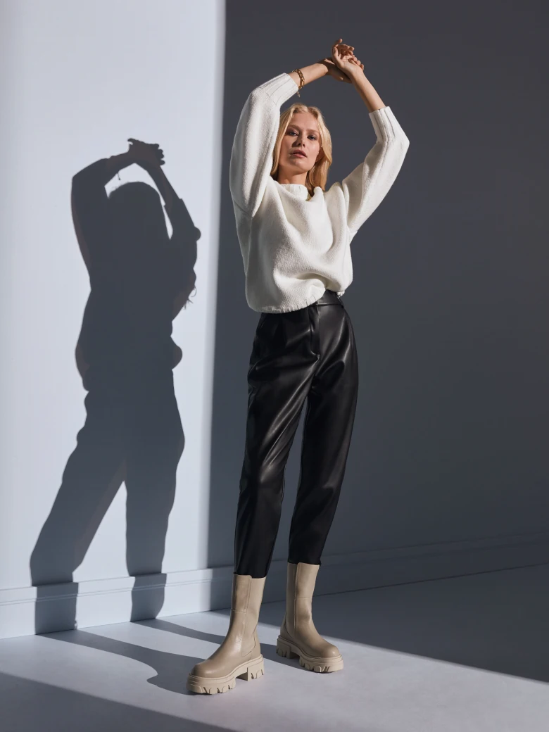 OVERSIZE SWEATER IN ECRU COLOR