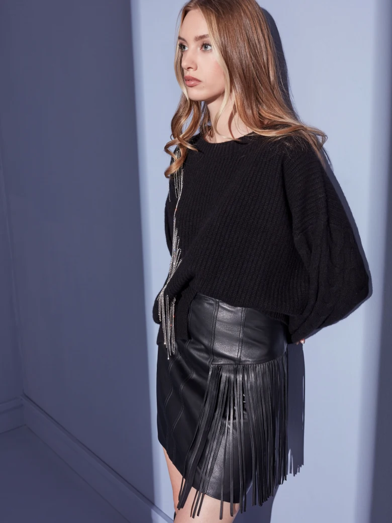 WOOL SWEATER WITH SHINY TASSELS