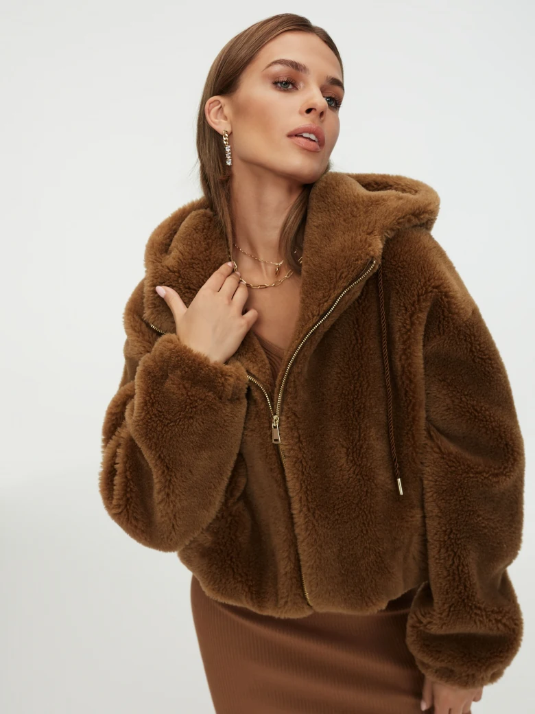Woolen jacket with hood