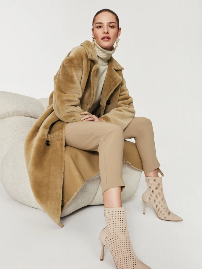 Caramel double-breasted sheepskin coat