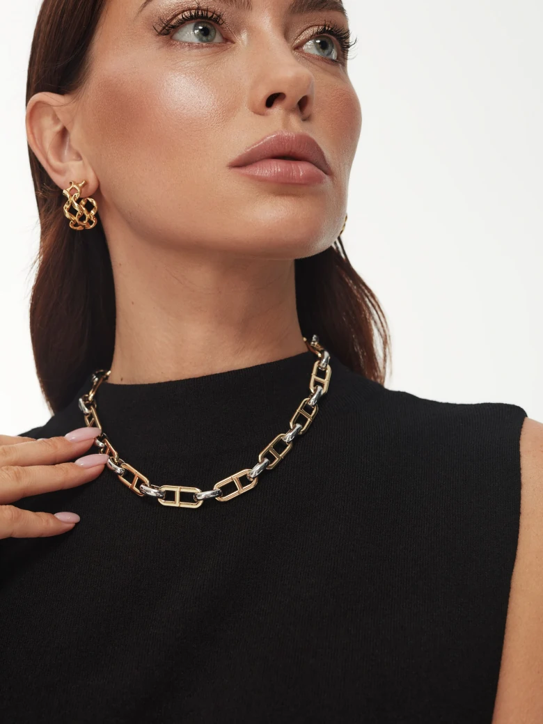 Black dress with waist tie