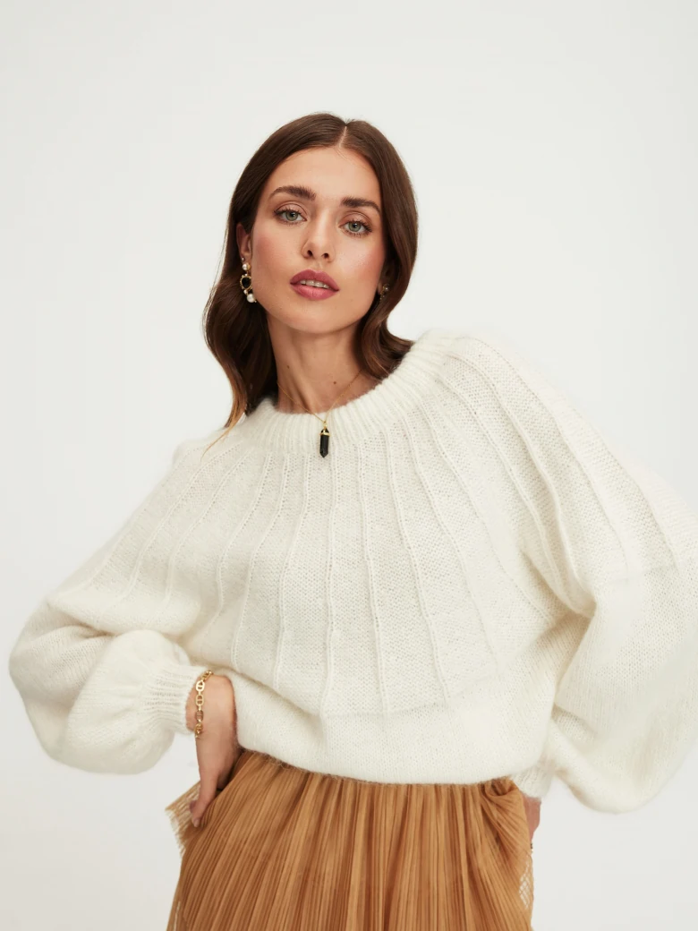 White oversize sweater