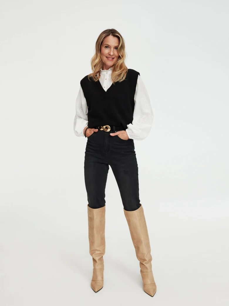 Black vest