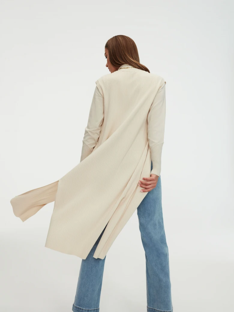 Long beige vest