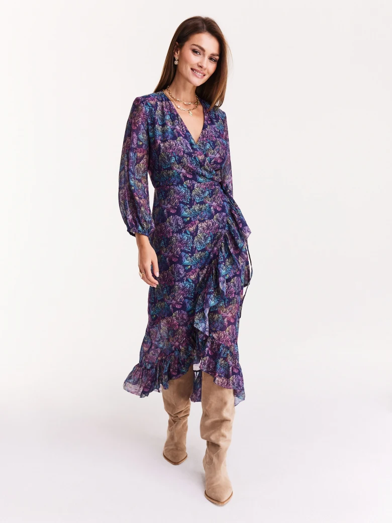 Airy dress with floral pattern