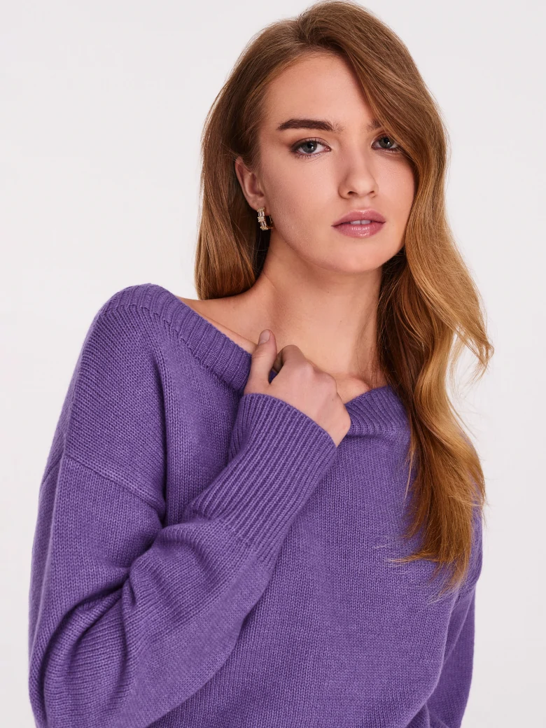 Fioletowy sweter