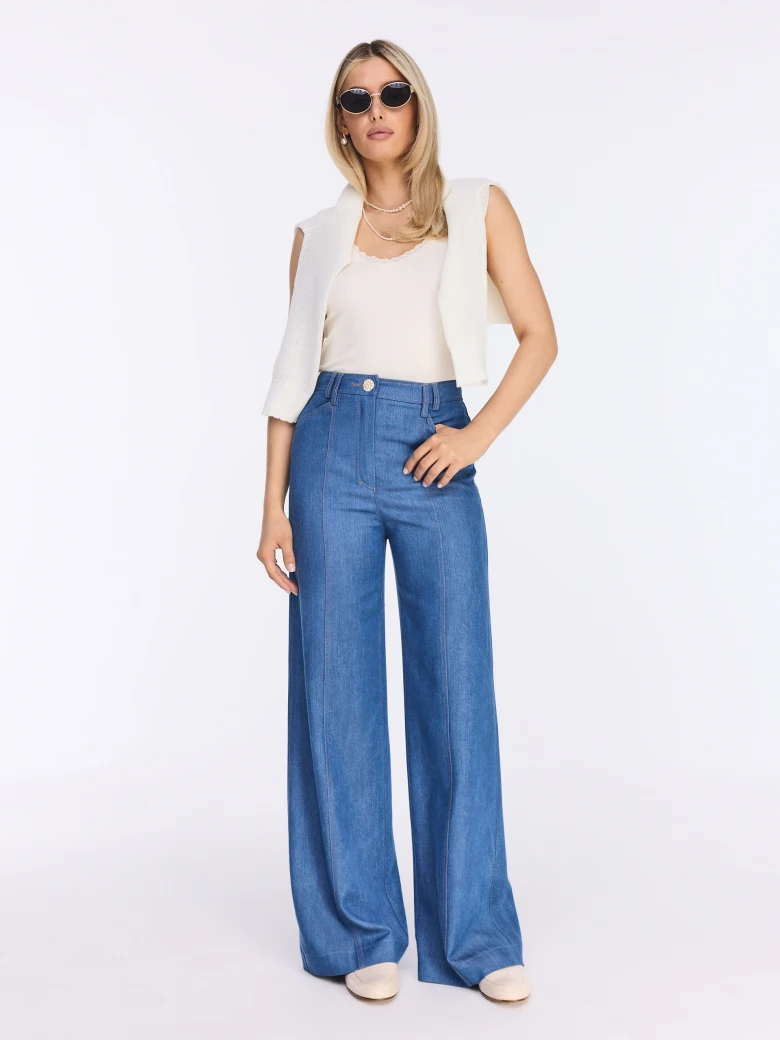 Cream rayon top with lace trim