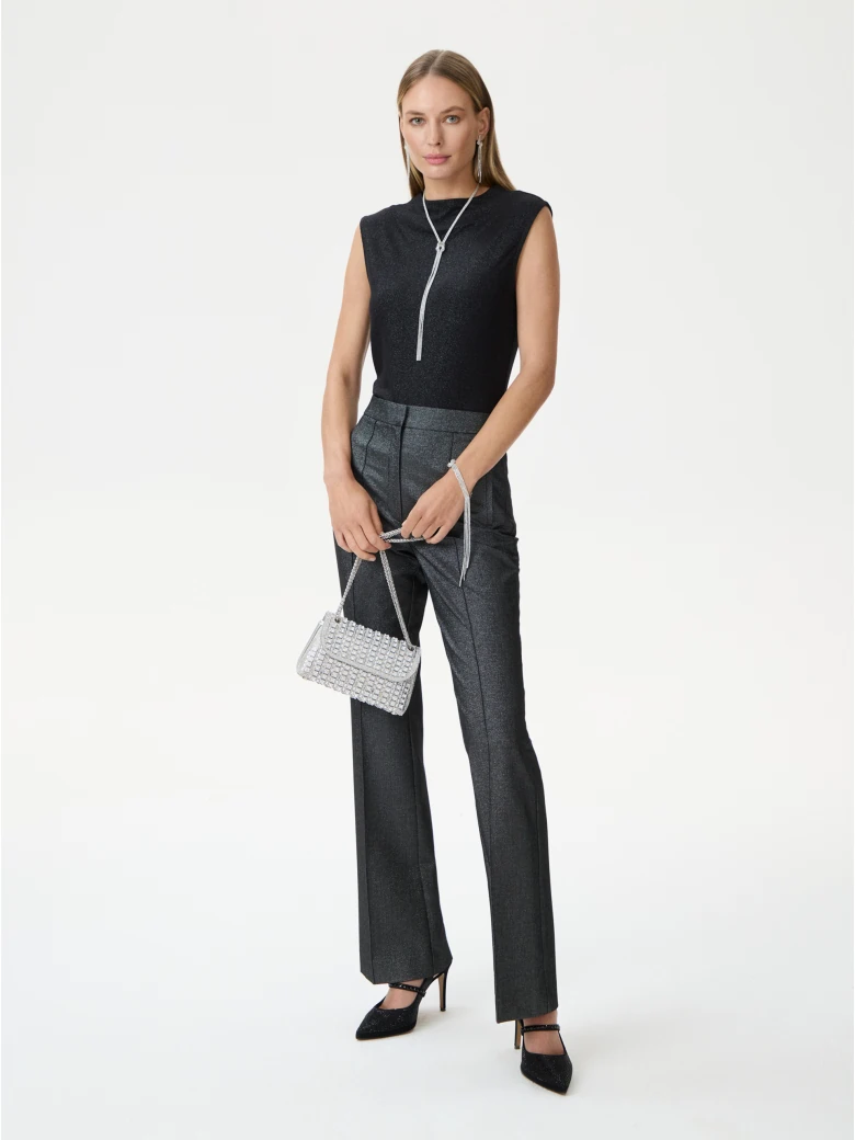 Fitted black sleeveless blouse