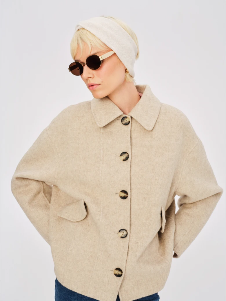 Beige double-faced wool jacket with buttons