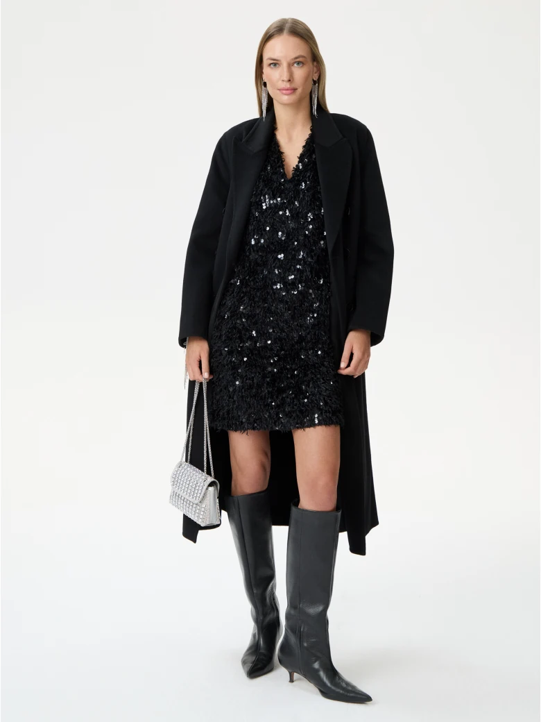 Short black dress with sequins