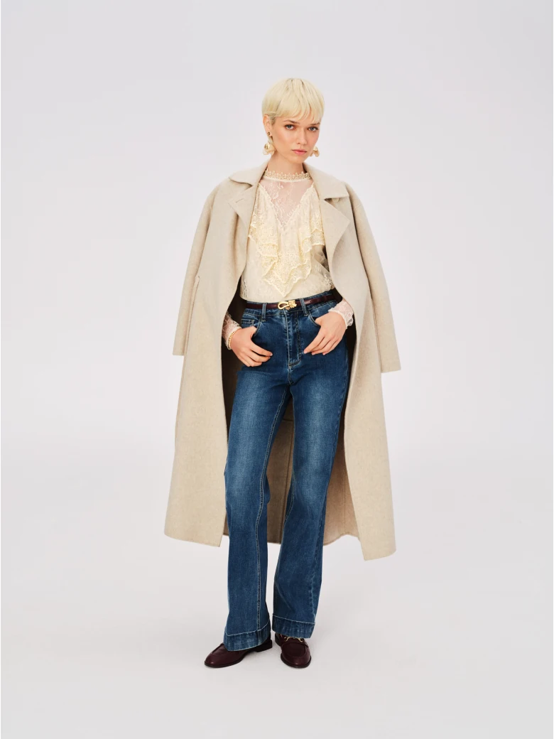 High-waisted bootcut jeans