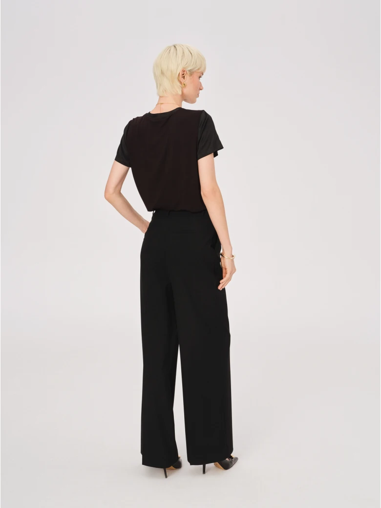Elegant black trousers with viscose and wool
